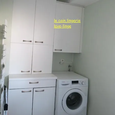Saint- Maurille Apartment