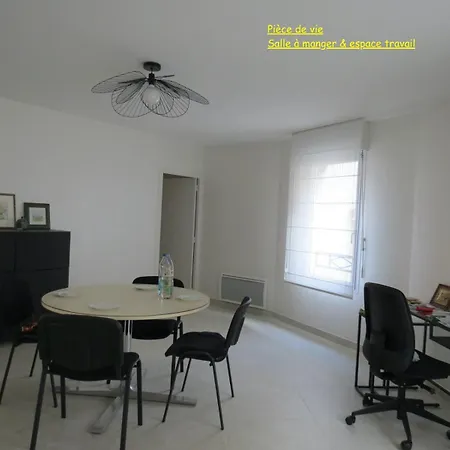 Apartment Saint- Maurille Angers