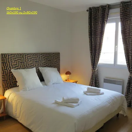 Saint- Maurille Apartment
